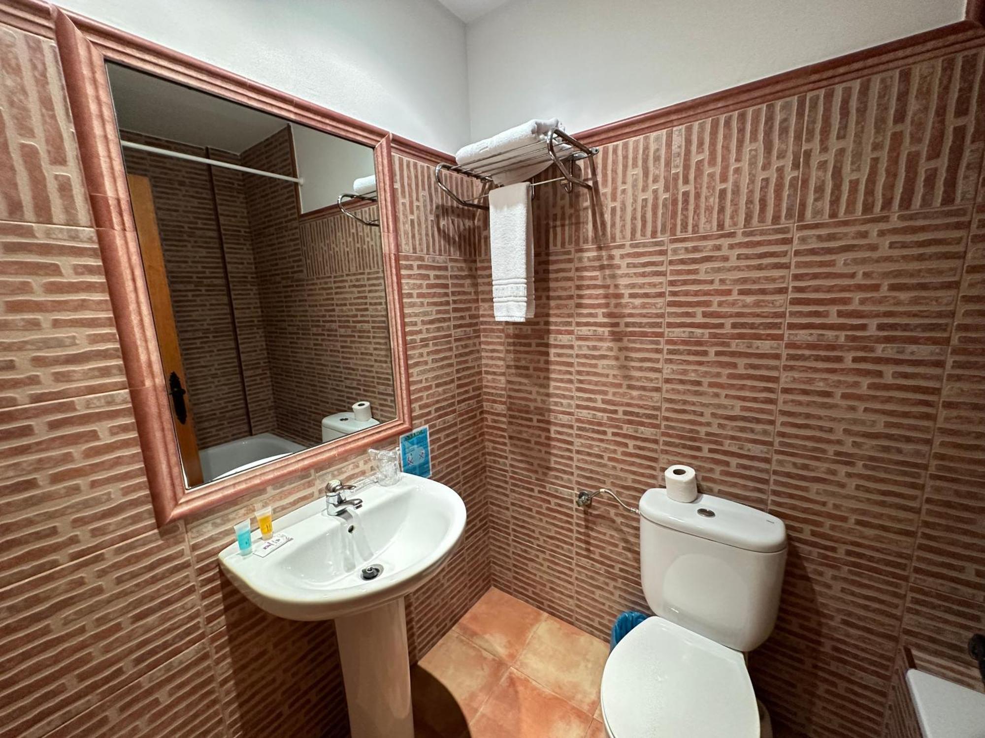 Hotel Restaurante Los Canos De La Alcaiceria Alhama de Granada Esterno foto